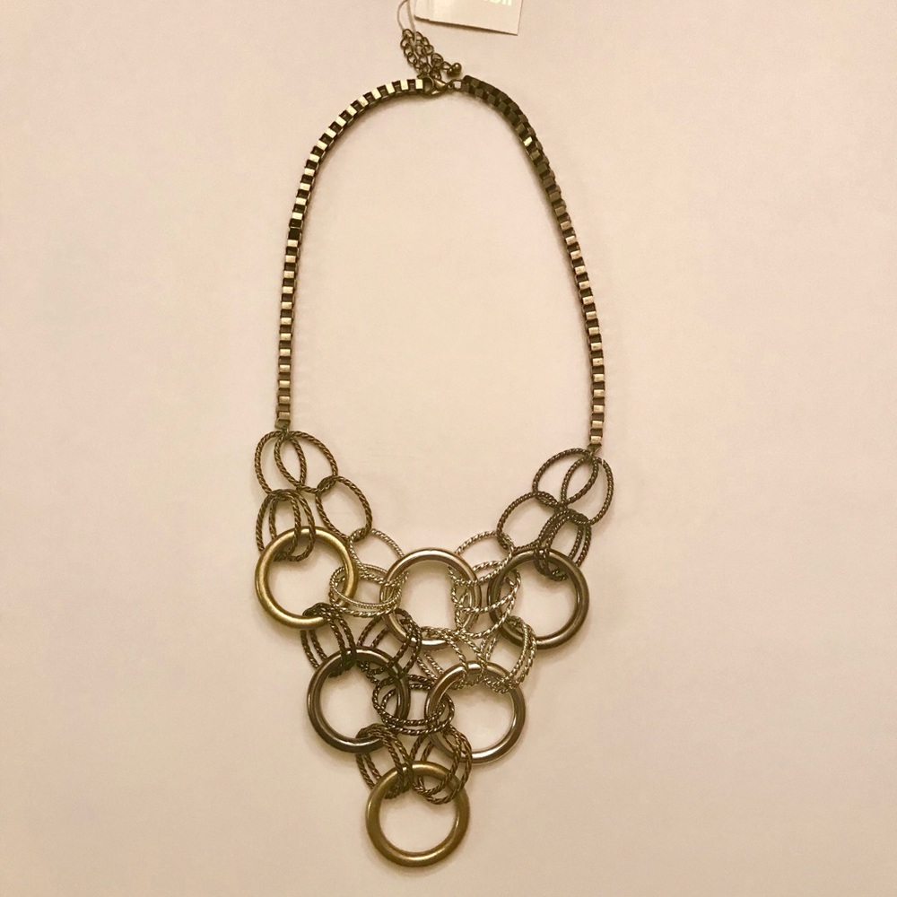 Statement Necklace - Picture 4 of 6